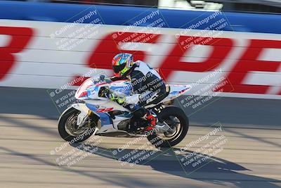 media/Jan-21-2022-Fastrack Riders (Fri) [[90b5309cc6]]/Level 2/Session 1 Front Straight/